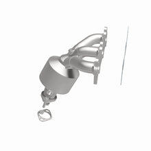 Load image into Gallery viewer, MagnaFlow Direct Fit Catalytic Converter 06 Kia Optima 2.7L