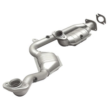 Load image into Gallery viewer, MagnaFlow Direct Fit Catalytic Converter 99-01 Continental 4.6L 50S