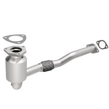 Load image into Gallery viewer, MagnaFlow Direct Fit Catalytic Converter 02-03 Saturn Vue 3.0L Front