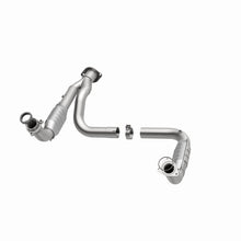 Load image into Gallery viewer, MagnaFlow Direct Fit Catalytic Converter 07-09 Hummer Truck H2 Y-Pipe Assy