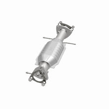 Load image into Gallery viewer, MagnaFlow Direct Fit Catalytic Converter 96-99 S10/Sanoma 4WD 4.3L