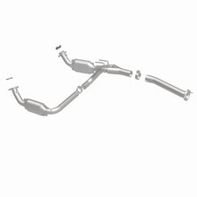 Load image into Gallery viewer, MagnaFlow Direct Fit Catalytic Converter Chevy Express 4.3L/5.4L