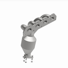 Load image into Gallery viewer, MagnaFlow Direct Fit Catalytic Converter 08 Saturn Astra 1.8L Manifold (49 State)
