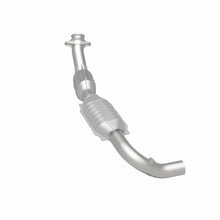 Load image into Gallery viewer, MagnaFlow Direct Fit Catalytic Converter 00-03 Ford Van 4.2L OEM