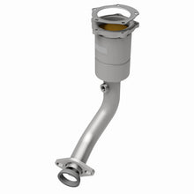 Load image into Gallery viewer, MagnaFlow Direct Fit Catalytic Converter 98-00 Kia Sportage Front