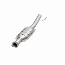 Load image into Gallery viewer, MagnaFlow Direct Fit Catalytic Converter 05-09 Escape/Trib 3.0 Rear OE