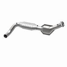 Load image into Gallery viewer, MagnaFlow Direct Fit Catalytic Converter 97-98 F150/F250 4.6L 4Wd D/