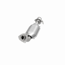 Load image into Gallery viewer, MagnaFlow Direct Fit Catalytic Converter 00-02 Toyota Tundra 4.7L