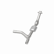 Load image into Gallery viewer, MagnaFlow Direct Fit Catalytic Converter 00-04 Ford E150 4.6L P/S