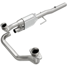 Load image into Gallery viewer, MagnaFlow Direct Fit Catalytic Converter 96-99 Ram 1500/2500/3500