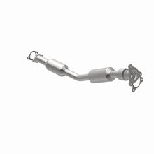 Load image into Gallery viewer, MagnaFlow DF Cat Conv 05-07 Chevy Cobalt/06-07 HHR/07 Pontiac G5/05-07 Saturn Ion/06-07 Ion-2/Ion-3