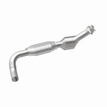 Load image into Gallery viewer, MagnaFlow Direct Fit Catalytic Converter 00-03 Ford Van 4.2L OEM