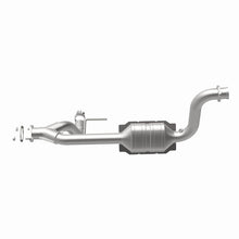 Load image into Gallery viewer, MagnaFlow Direct Fit Catalytic Converter 07-09 Chrysler/Dodge Aspen/Durango 5.7L Passenger Side