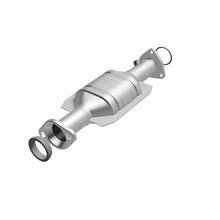 Load image into Gallery viewer, MagnaFlow Direct Fit Catalytic Converter 95 Honda Odyssey 2.2L