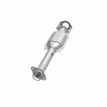 Load image into Gallery viewer, MagnaFlow Direct Fit Catalytic Converter 07 Titan 5.6L P/S rr OEM