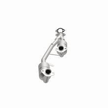 Load image into Gallery viewer, MagnaFlow Direct Fit Catalytic Converter 98 Ford Windstar 3.8L Assm