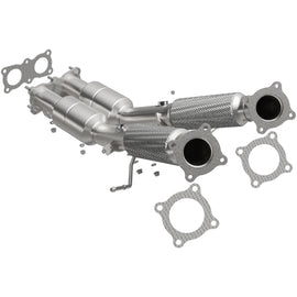 MagnaFlow Direct Fit Catalytic Converter 2008-2012 LR2 3.2 L Underbody