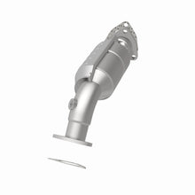 Load image into Gallery viewer, MagnaFlow Direct Fit Catalytic Converter Audi 97-05 A4/A4 Quattro / Volkswagen 00-05 Passat 1.8L