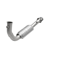 Load image into Gallery viewer, MagnaFlow Direct Fit Catalytic Converter 2004 Liberty P/S frt OEM