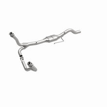 Load image into Gallery viewer, MagnaFlow Direct Fit Catalytic Converter 00-03 Durango 4WD OEM