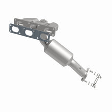 Load image into Gallery viewer, MagnaFlow DF Cat. Conv BMW 01-05 325 2.5L / 01-05 330 3.0L / 01-02 Z3 2.5L/3.0L California - Rear