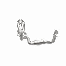 Load image into Gallery viewer, MagnaFlow Direct Fit Catalytic Converter 07-08 Jeep G/C OEM