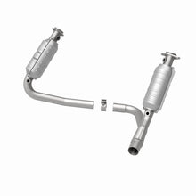 Load image into Gallery viewer, MagnaFlow Direct Fit Catalytic Conv 05-06 Dodge Dakota/2006 Mitsubishi Raider 3.7L Y-Pipe Assembly
