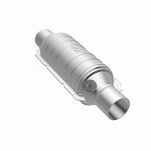 Load image into Gallery viewer, MagnaFlow Universal Catalytic Converter 2.5inch GM 3.8L