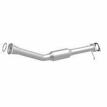 Load image into Gallery viewer, MagnaFlow DF Catalytic Conv Chevy 06-09 Impala SS/06-07 Monte Carlo SS/05-08 Pontiac Grand Prix 5.3L