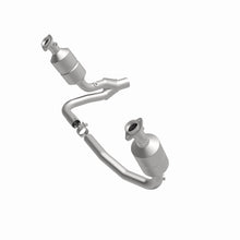 Load image into Gallery viewer, MagnaFlow Direct Fit Catalytic Converter OEM 2004 Dodge Dakota Underbody