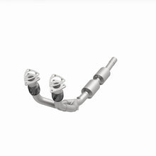 Load image into Gallery viewer, MagnaFlow Direct Fit Catalytic Converter 02-05 Golf 2.8L Underbody