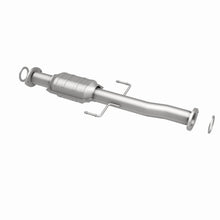 Load image into Gallery viewer, MagnaFlow Direct Fit Catalytic Converter 02-04 Toyota Tacoma 2.7L Rear