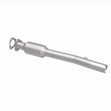 Load image into Gallery viewer, MagnaFlow Direct Fit Catalytic Converter 2000-2002 Ford E-150/E-250/E-350 Ecoline/Super Duty