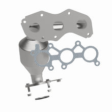 Load image into Gallery viewer, MagnaFlow Direct Fit Catalytic Converter 10-14 RX450H 3.5L Left