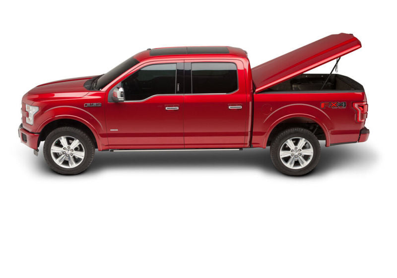 UnderCover 16-20 Toyota Tacoma 5ft Elite LX Bed Cover - Bright Red (Req Factory Deck Rails)