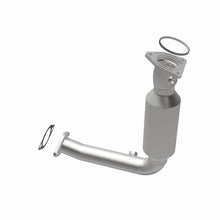Load image into Gallery viewer, MagnaFlow Direct Fit Catalytic Converter 2000 and 2002 Ford Focus 2.0