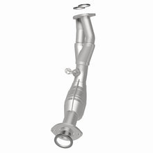 Load image into Gallery viewer, MagnaFlow Direct Fit Catalytic Converter 01-04 Toyota Tacoma 2.7L