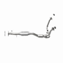 Load image into Gallery viewer, MagnaFlow Direct Fit Catalytic Converter 01-05 Chevy Blazer 4.3L 2WD