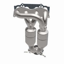 Load image into Gallery viewer, MagnaFlow Direct Fit Catalytic Converter 01-03 Toyota Rav4 2.0L L4