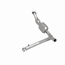 Load image into Gallery viewer, MagnaFlow Direct Fit Catalytic Converter 01 Ford Trucks 5.4L