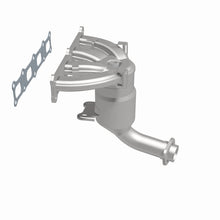 Load image into Gallery viewer, MagnaFlow DF Cat Conv 07 Dodge Caliber 2.4L Manifold AWD/07-10 Jeep Patriot 2.4L Manifold 4WD 49-St