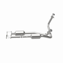 Load image into Gallery viewer, MagnaFlow Direct Fit Catalytic Converter California Grade 96-00 GM Tahoe/Yukon/Escalade 5.7L