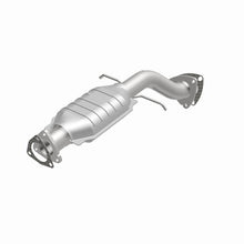 Load image into Gallery viewer, MagnaFlow Direct Fit Catalytic Converter Blazer-Jimmy 96-99 4.3L