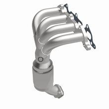 Load image into Gallery viewer, MagnaFlow Direct Fit Catalytic Converter 03-04 Kia Rio 1.6L (CA Emissions)
