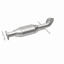 Load image into Gallery viewer, MagnaFlow Direct Fit Catalytic Converter 02-05 Sedona 3.5L rr OEM