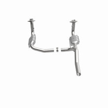 Load image into Gallery viewer, MagnaFlow Direct Fit Catalytic Converter 07-11 Dodge Nitro 4.0L