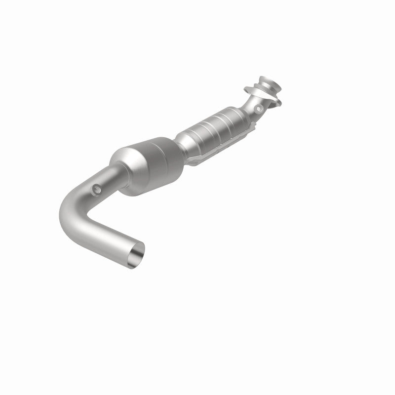 MagnaFlow Direct Fit Catalytic Converter 05-07 Ford E150 4.6L Driver Side