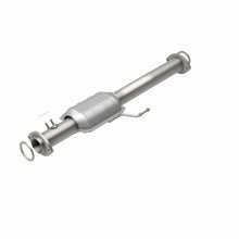 Load image into Gallery viewer, MagnaFlow Direct Fit Catalytic Converter 99-02 4Runner Rear 3.4L