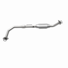 Load image into Gallery viewer, MagnaFlow Direct Fit Catalytic Converter 00-8/04 Toyota Tundra 4.7L D/S Front