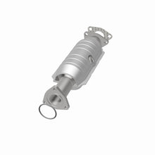 Load image into Gallery viewer, MagnaFlow Direct Fit Catalytic Converter 03-04 Honda Pilot 3.5L
